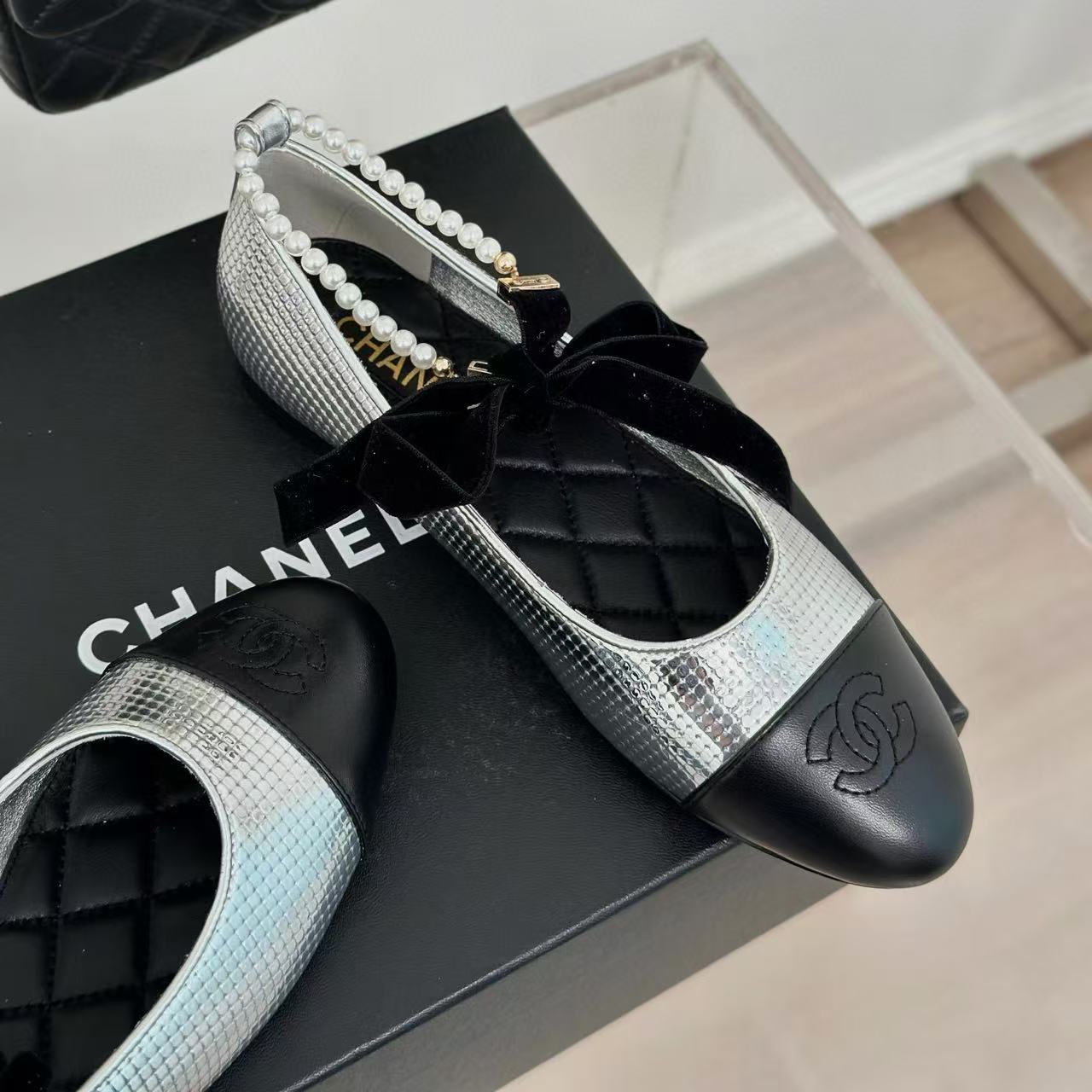 CHANE1 高品質カラーブロックパールフラットシューズ【50％割引+送料無料】