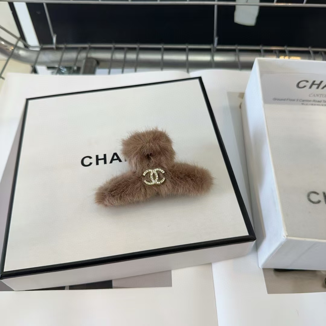 CHANE1 ダブルC ぬいぐるみ ヘアクリップ【 50％割引+送料無料】