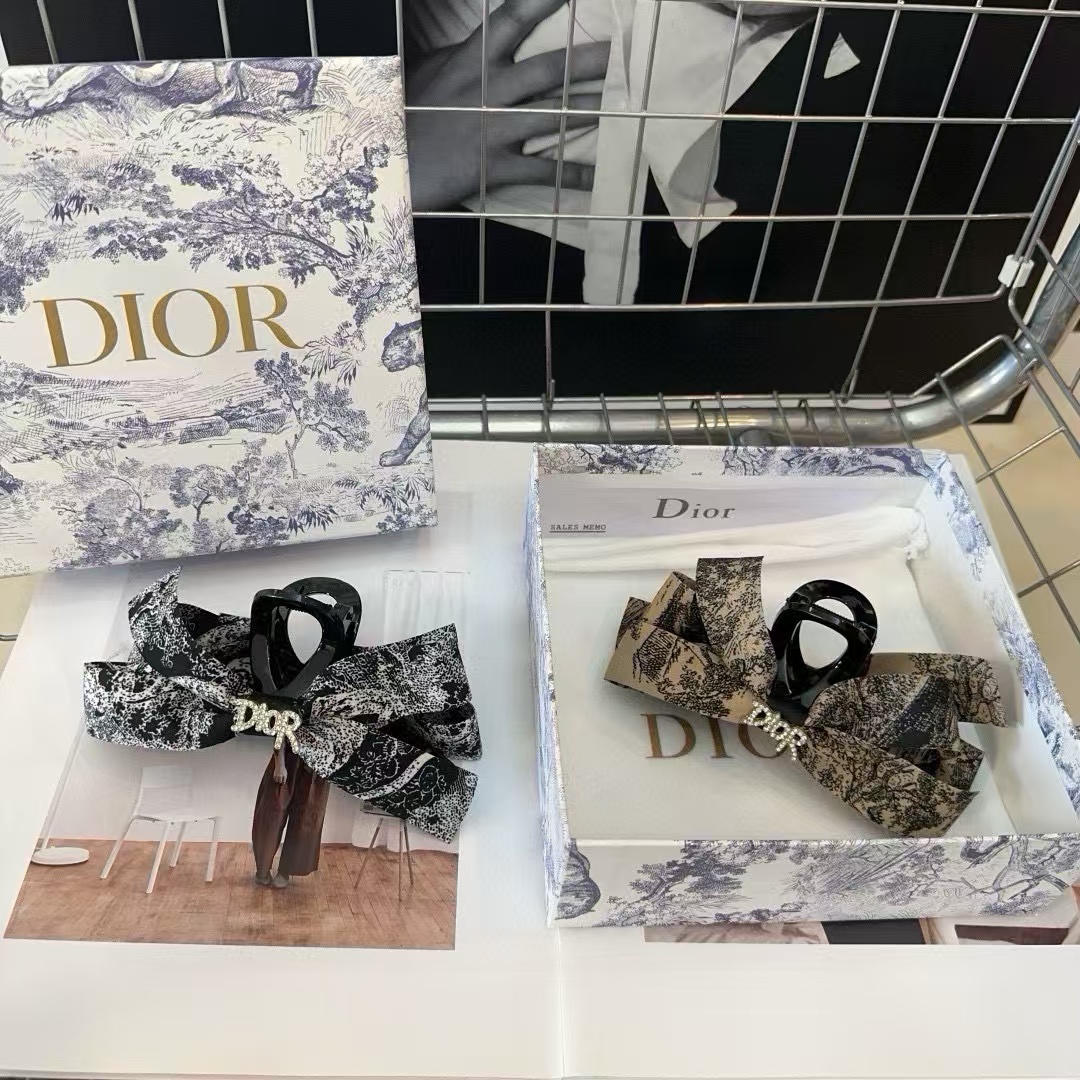 DI0R 老眼用ヘアクリップ【 50％割引+送料無料】