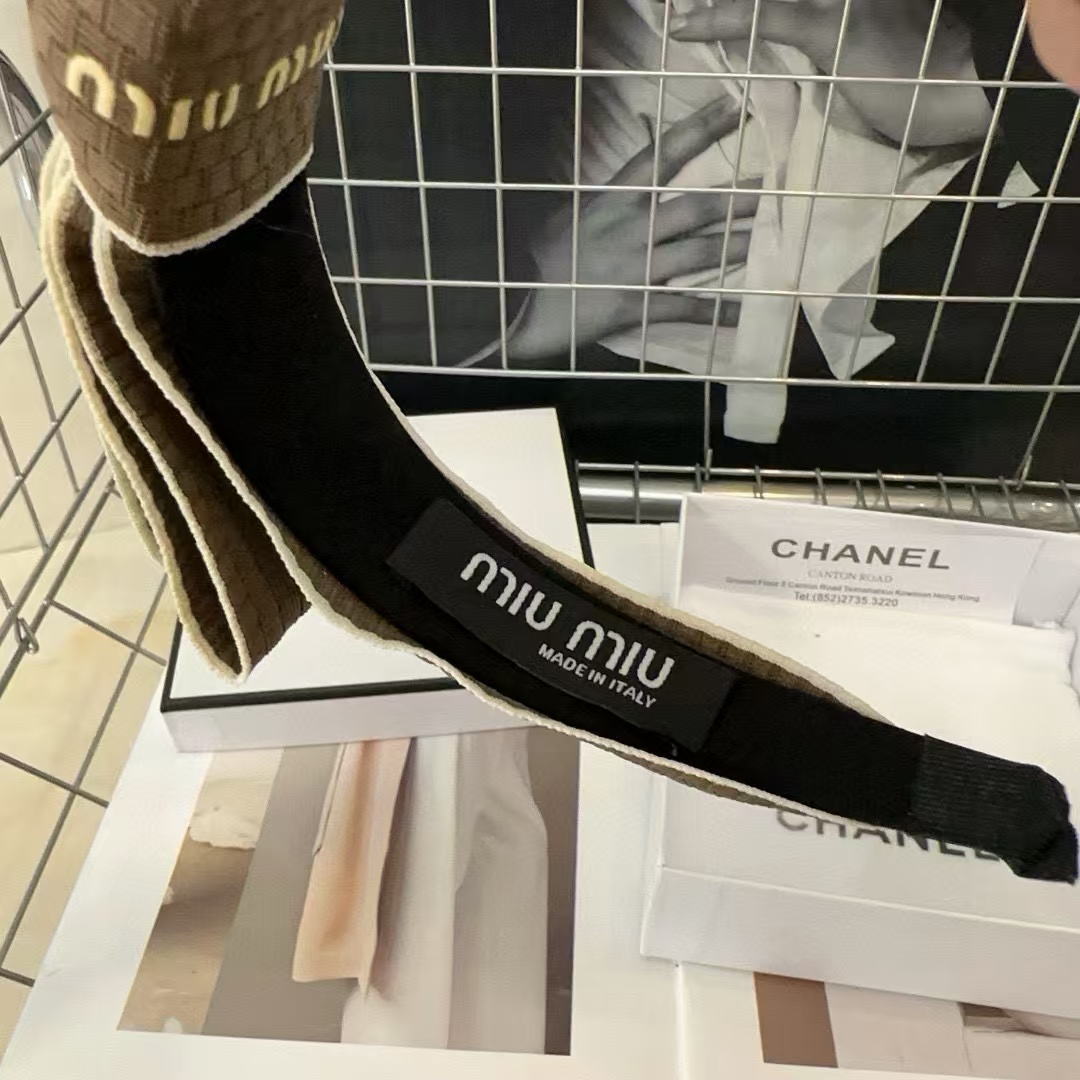 M1UM1U レターヘッドバンド【 50％割引+送料無料】