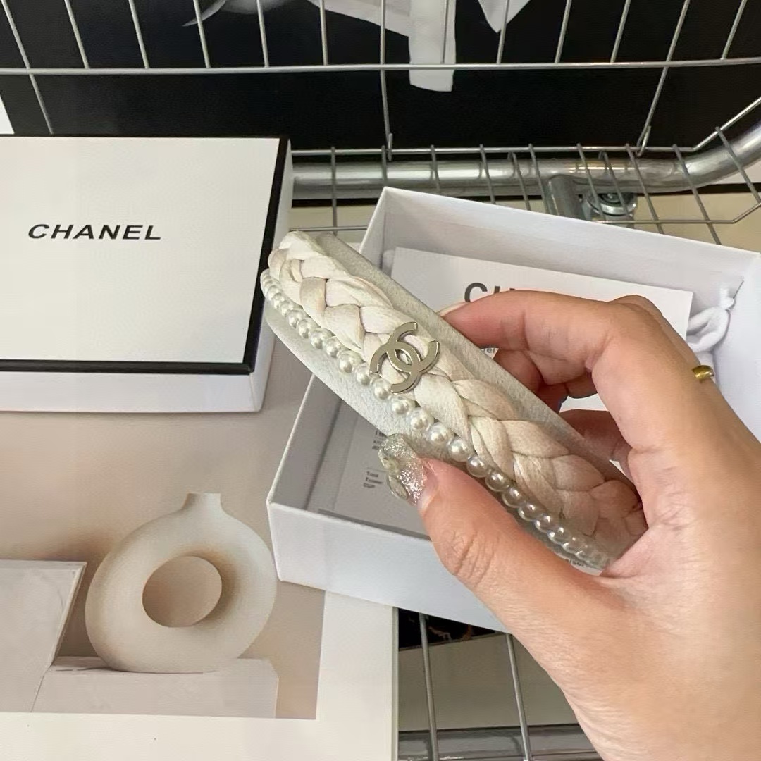 CHANE1 ダブル C パール編み込みヘッドバンド【50％割引+送料無料】