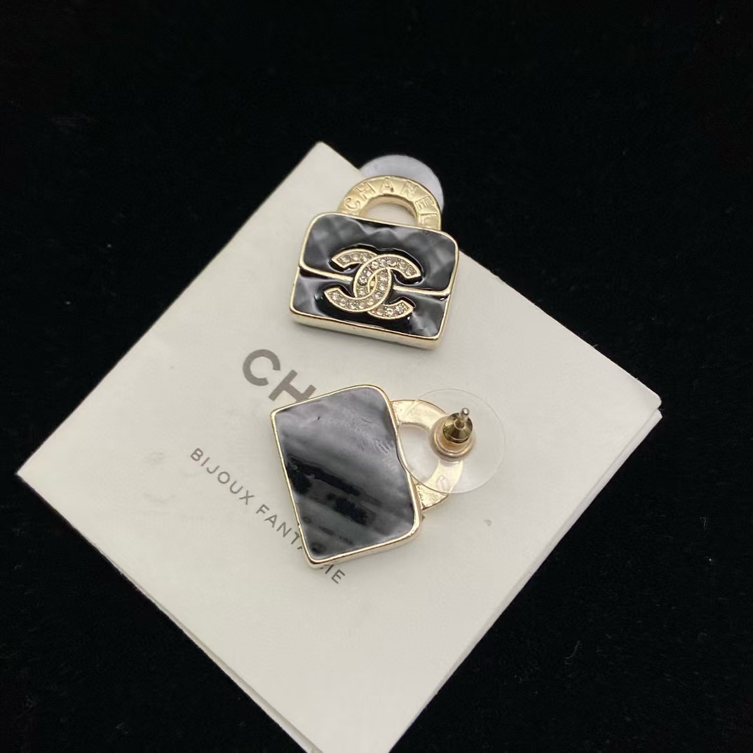 CHANE1 ダブルCバッグタイプピアス【50％割引+送料無料】