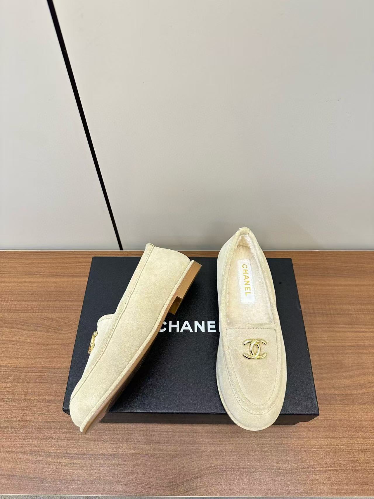 CHANE1 高品質ラムウールローファー【50％割引+送料無料】
