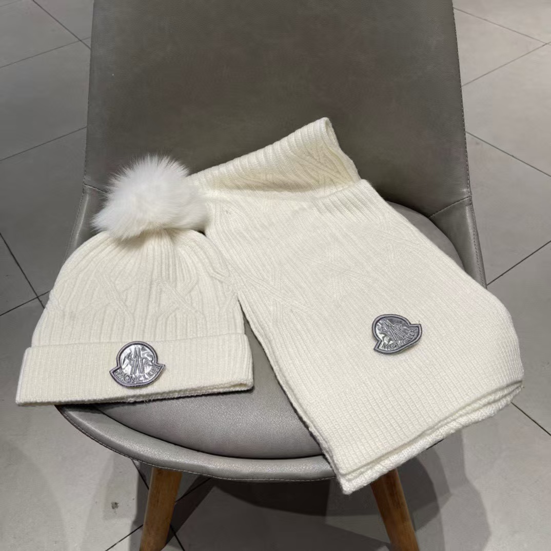 MONCLER ファーボールウール帽子+スカーフ2点セット【50％割引+送料無料】