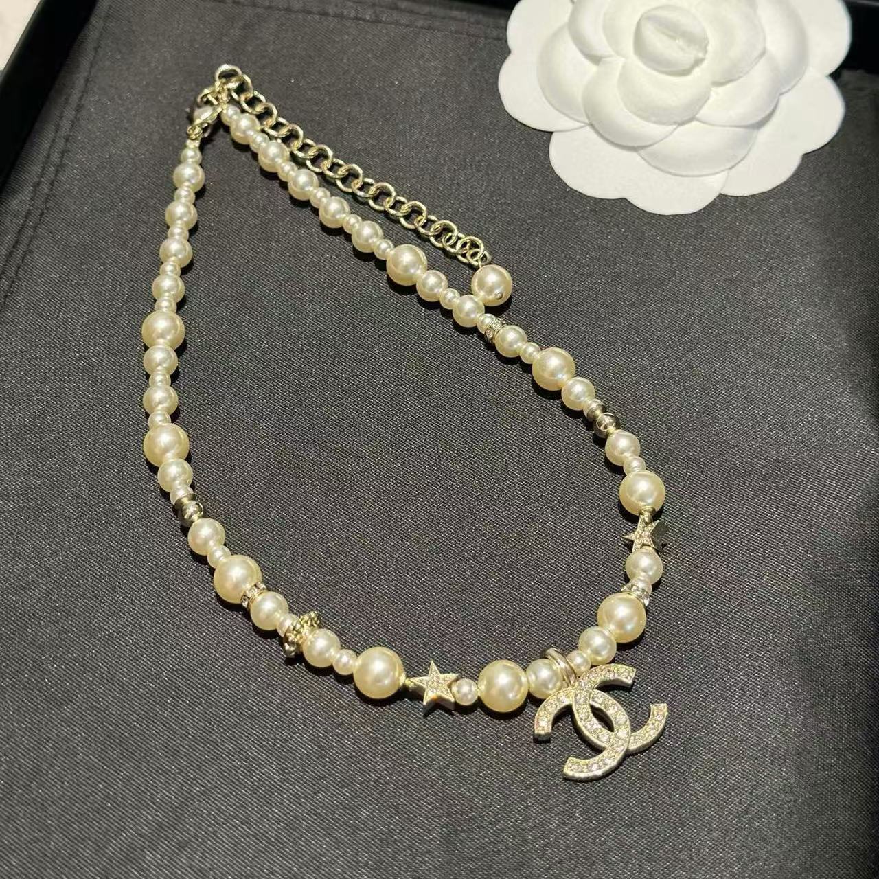 CHANE1 ダブルCダイヤモンド五芒星パールネックレス【50％割引+送料無料】