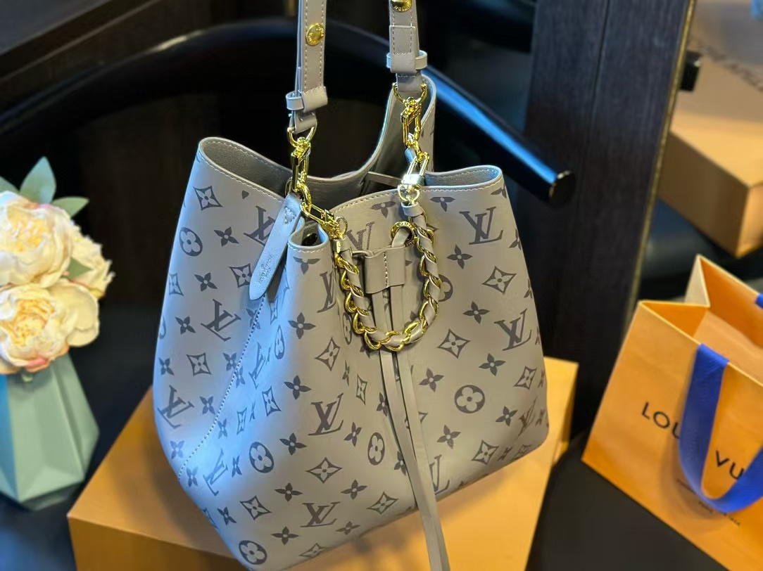 LV 新作バケットバッグ【 50％割引+送料無料】