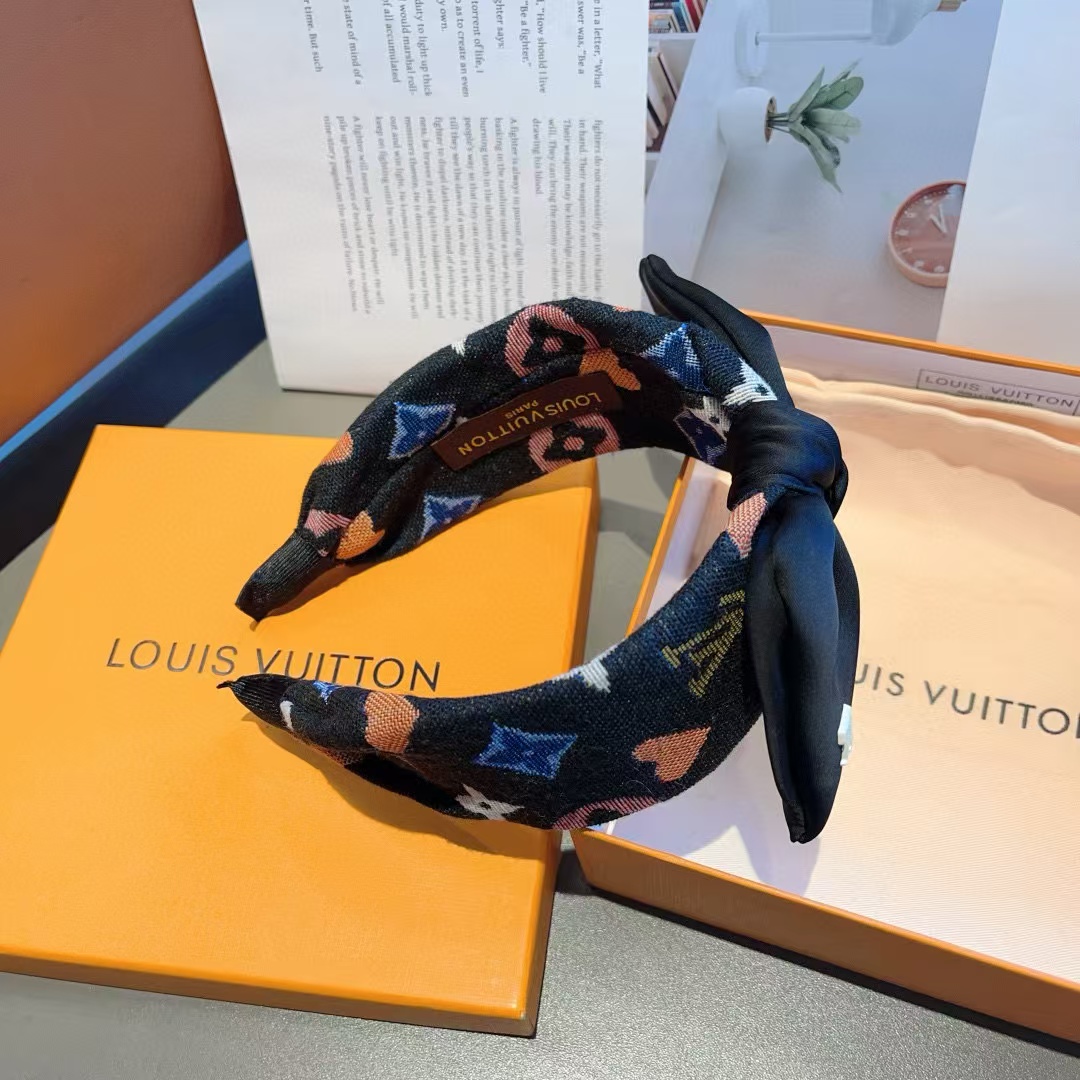 LV ハート 四つ葉のクローバー カチューシャ【50％割引+送料無料】