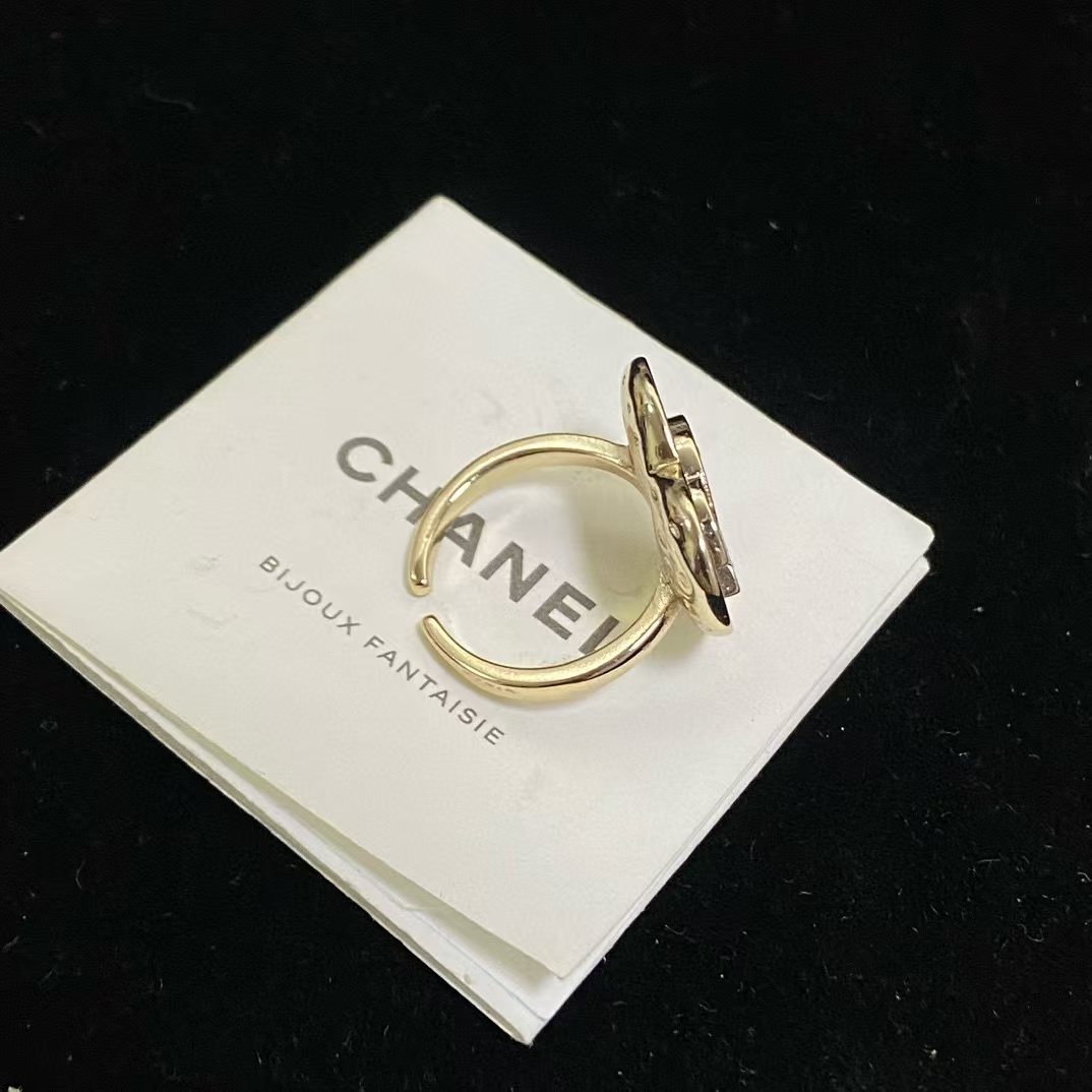 CHANE1 ダブルCロゴ ピンクピーチハートリング【50％割引+送料無料】