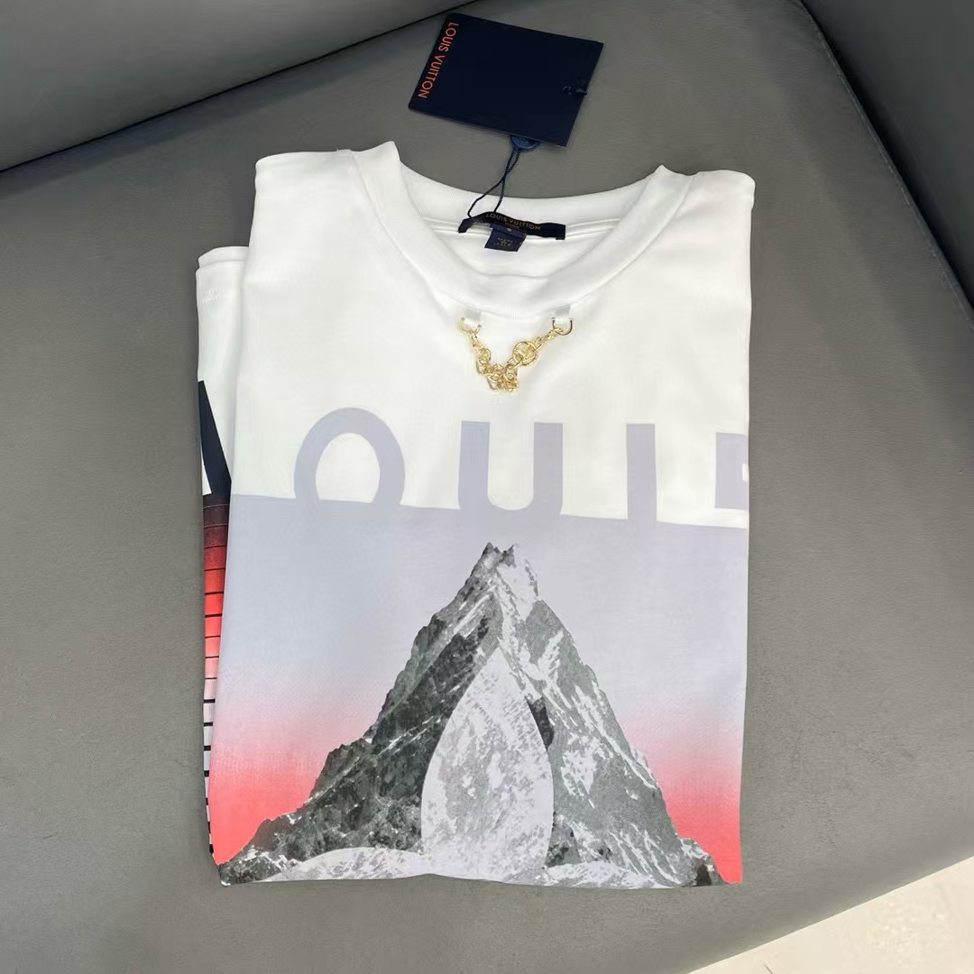 LV チェーンプリント雪山柄Tシャツ【 50％割引+送料無料】