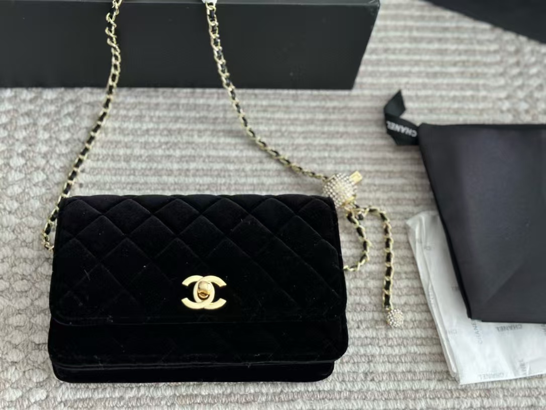 CHANE1 チェーンベルベットショルダークロスボディバッグ【50％割引+送料無料】