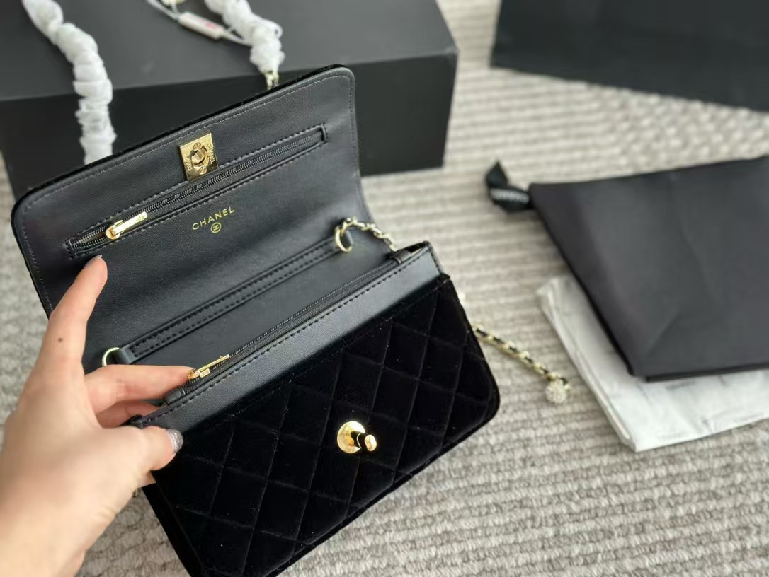 CHANE1 チェーンベルベットショルダークロスボディバッグ【50％割引+送料無料】