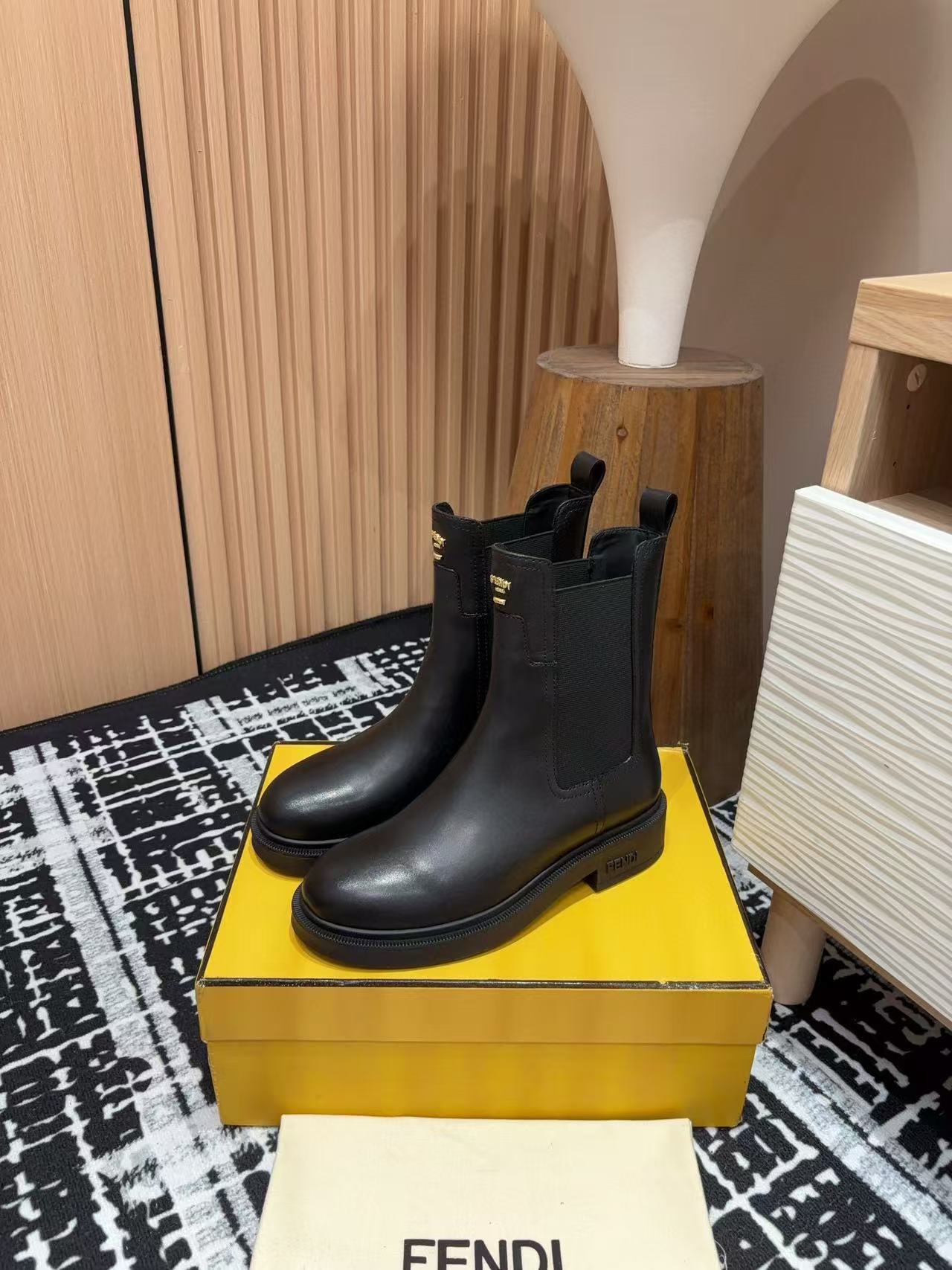 FEND1 高品質シンプルな伸縮性アンクルブーツ【50％割引+送料無料】