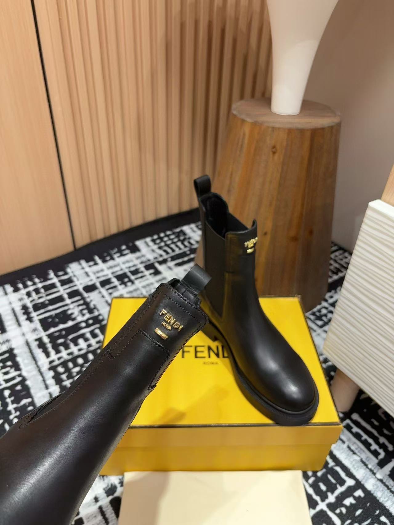 FEND1 高品質シンプルな伸縮性アンクルブーツ【50％割引+送料無料】