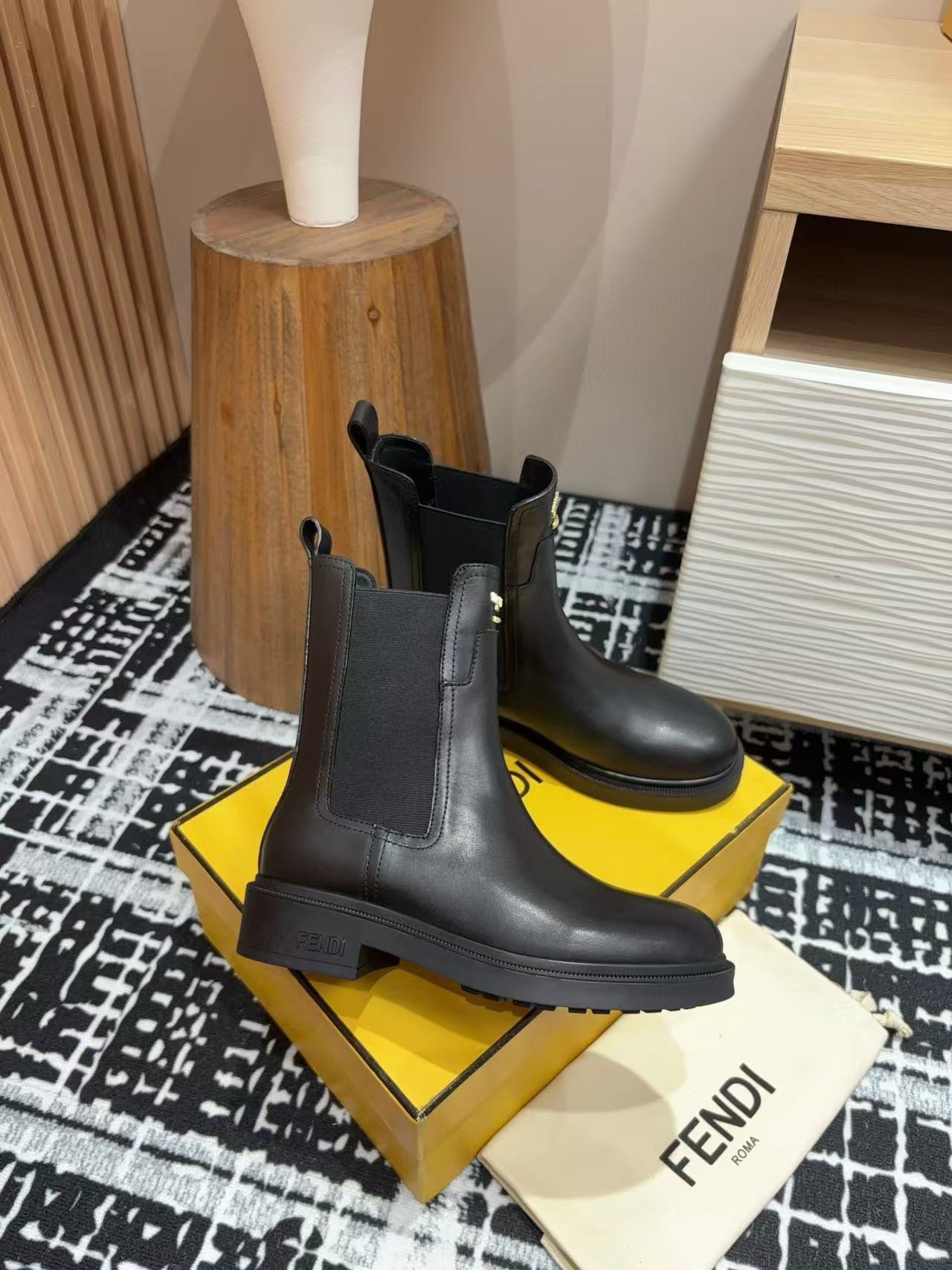 FEND1 高品質シンプルな伸縮性アンクルブーツ【50％割引+送料無料】