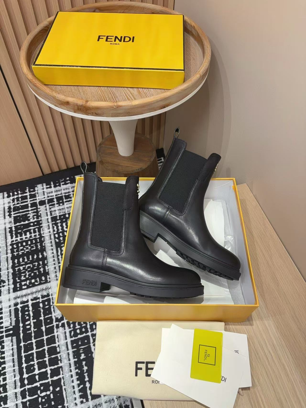FEND1 高品質シンプルな伸縮性アンクルブーツ【50％割引+送料無料】