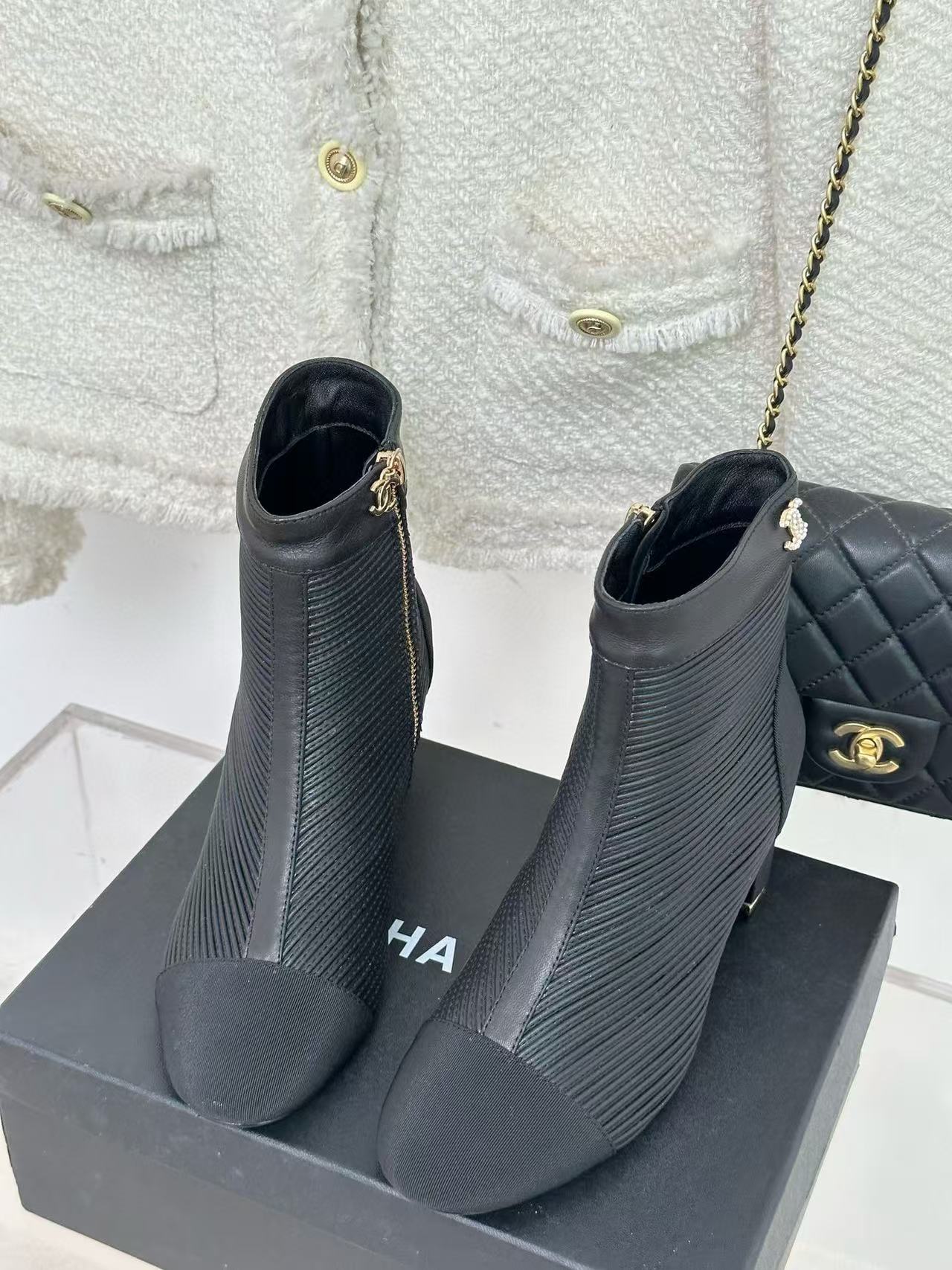 CHANE1 高品質ステッチプリーツ太ヒールショートブーツ【50%割引+送料無料】