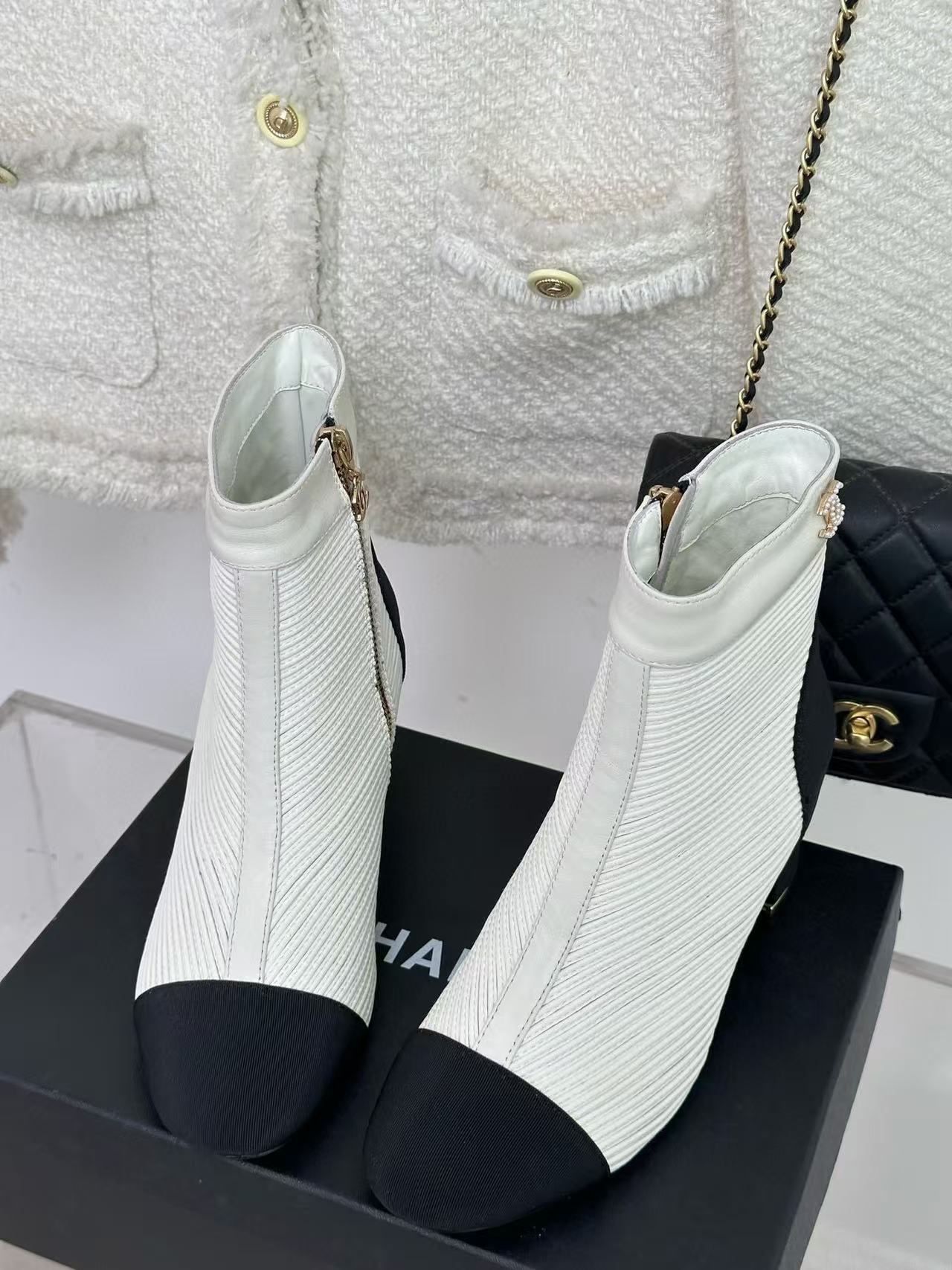 CHANE1 高品質ステッチプリーツ太ヒールショートブーツ【50%割引+送料無料】