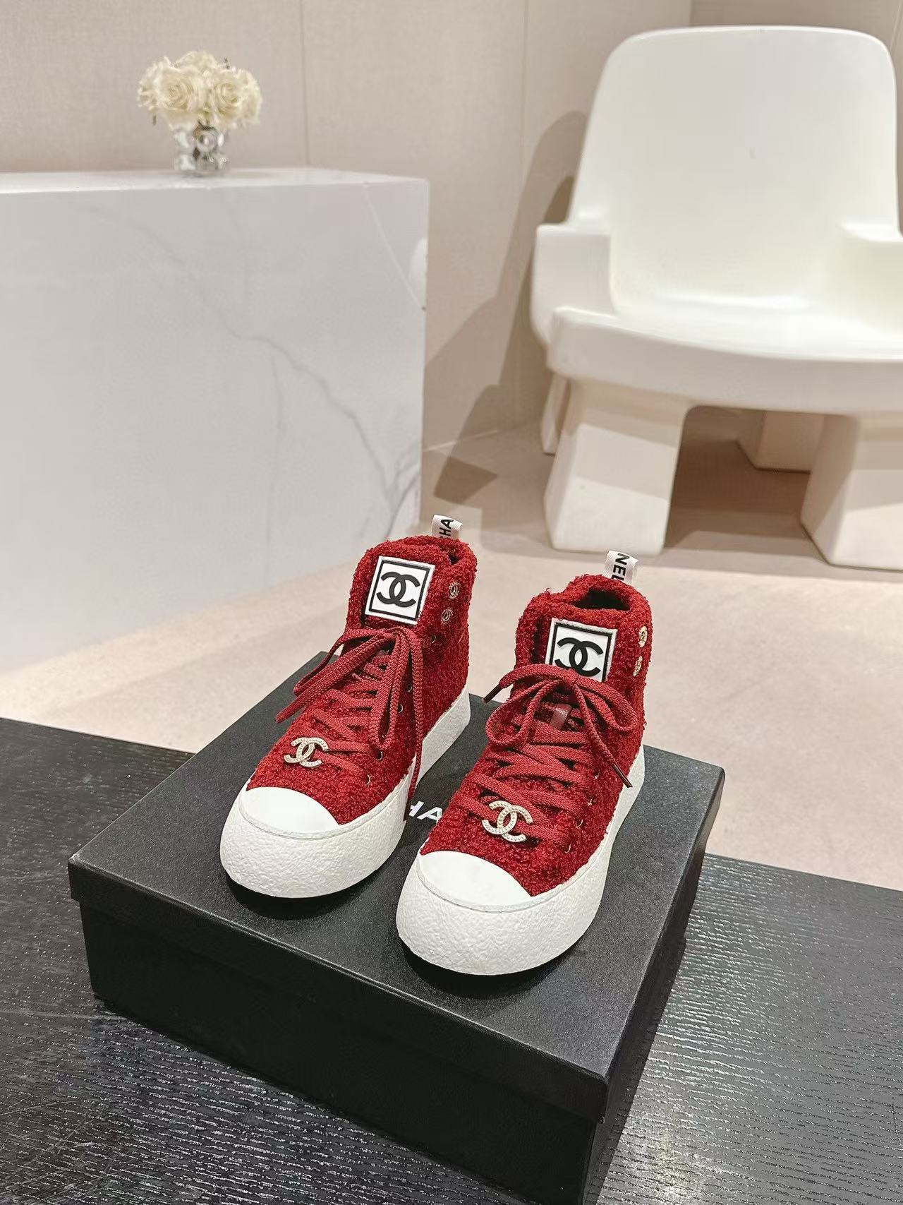 CHANE1 高品質ラムウール ハイカットシューズ【50％割引+送料無料】