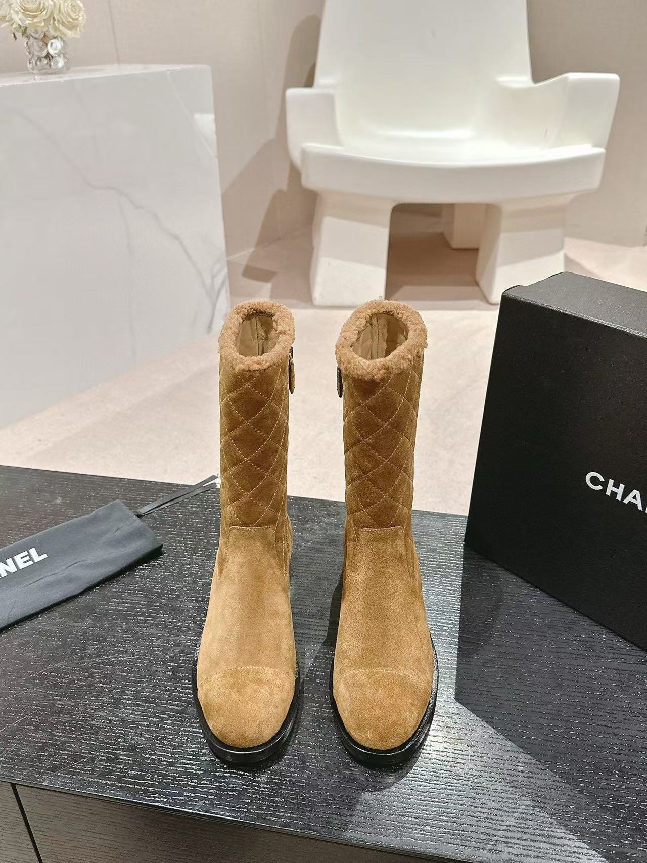 CHANE1 高品質シープスキンスプライシングラムウールブーツ【50％割引+送料無料】