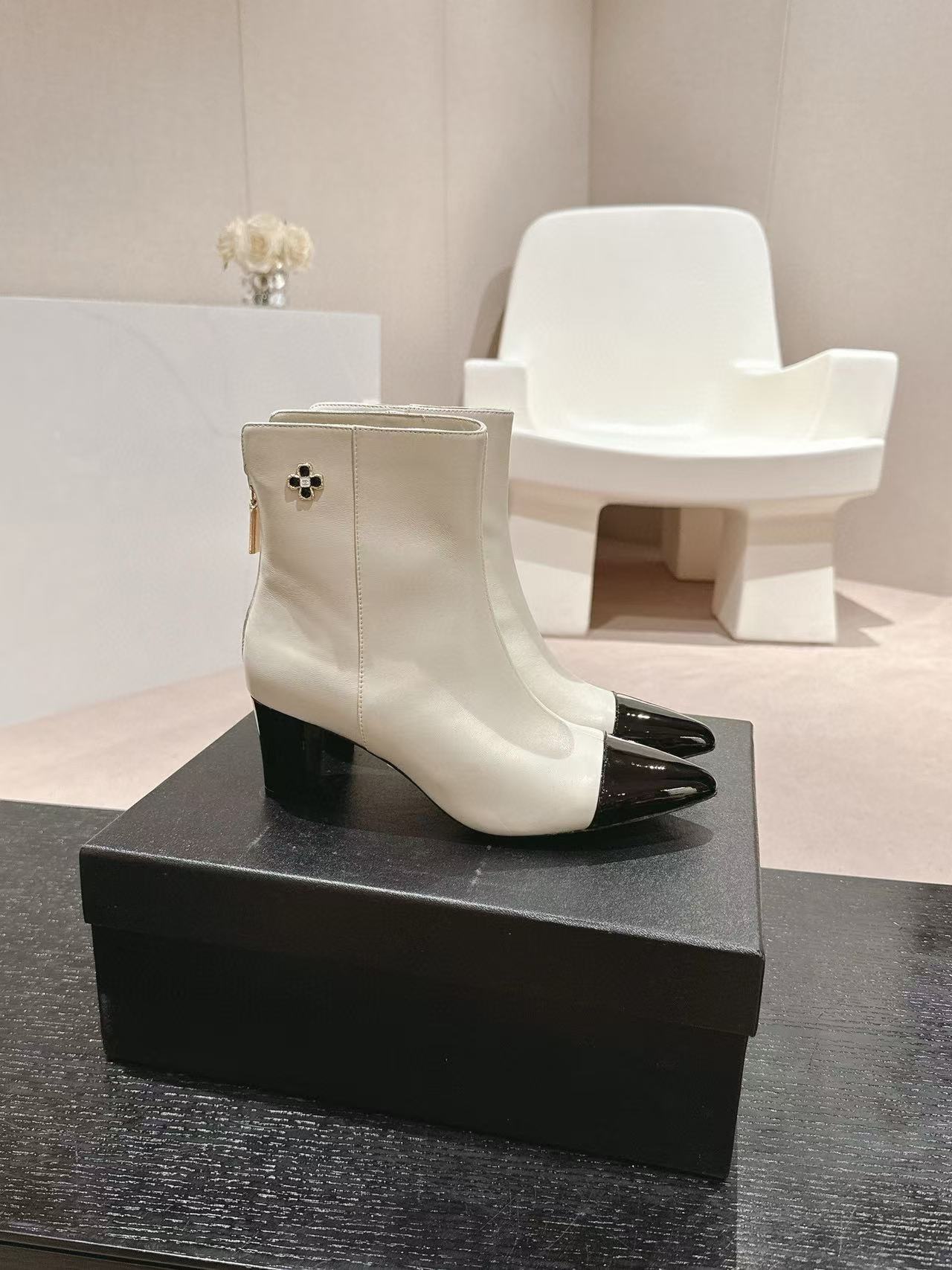 CHANE1 高品質ポインテッドトゥブーツ【50％割引+送料無料】