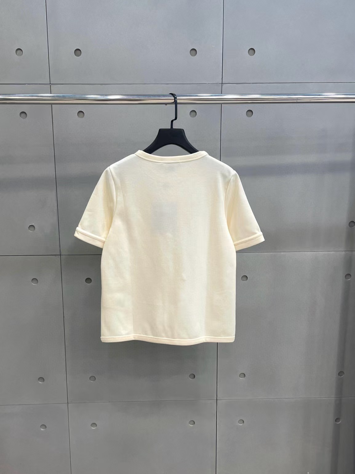 LV チェーンポケット プリント Tシャツ【50％割引+送料無料】
