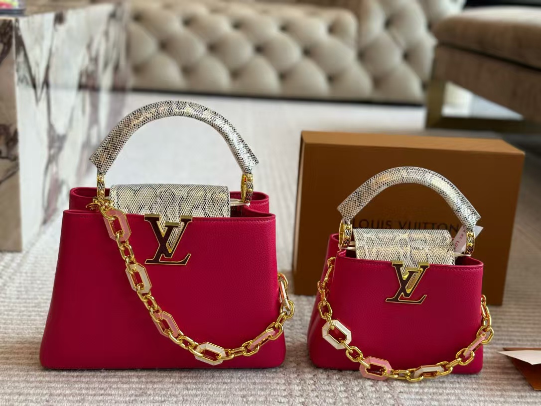 LV Capucinesハードウェアバックルハンドバッグ【50％割引+送料無料】