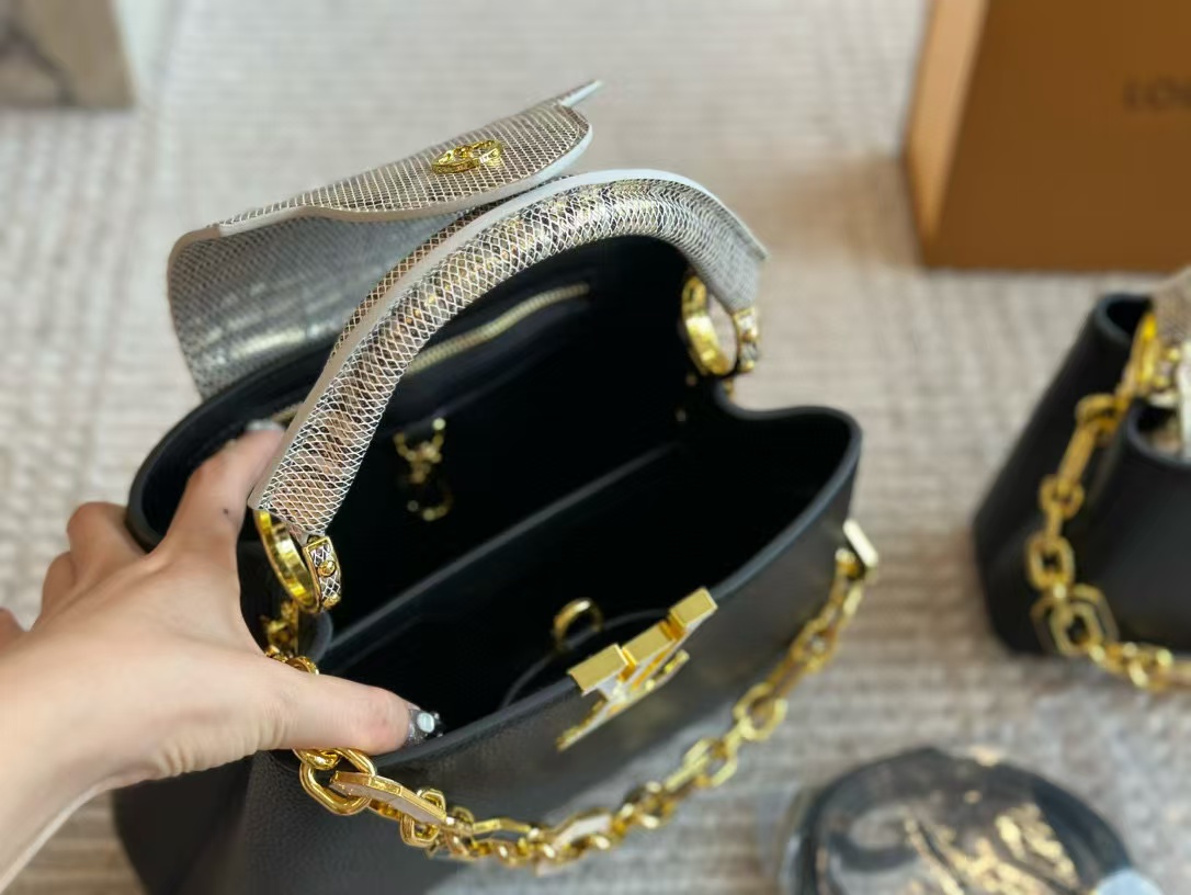 LV Capucinesハードウェアバックルハンドバッグ【50％割引+送料無料】