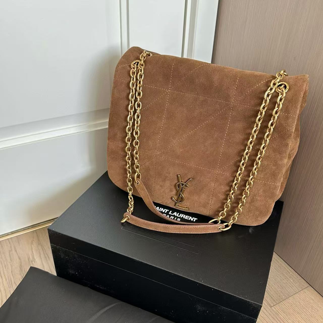YSL ヌバックレザー チェーン 脇下バッグ【50％割引+送料無料】