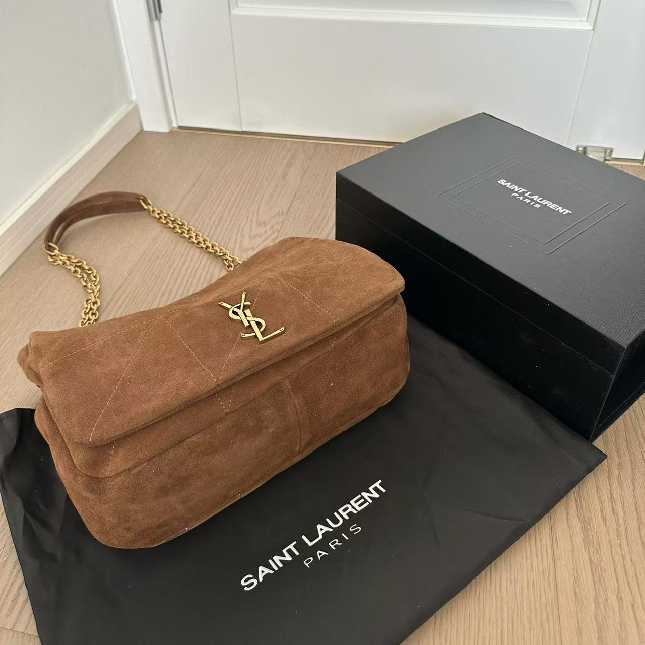 YSL ヌバックレザー チェーン 脇下バッグ【50％割引+送料無料】