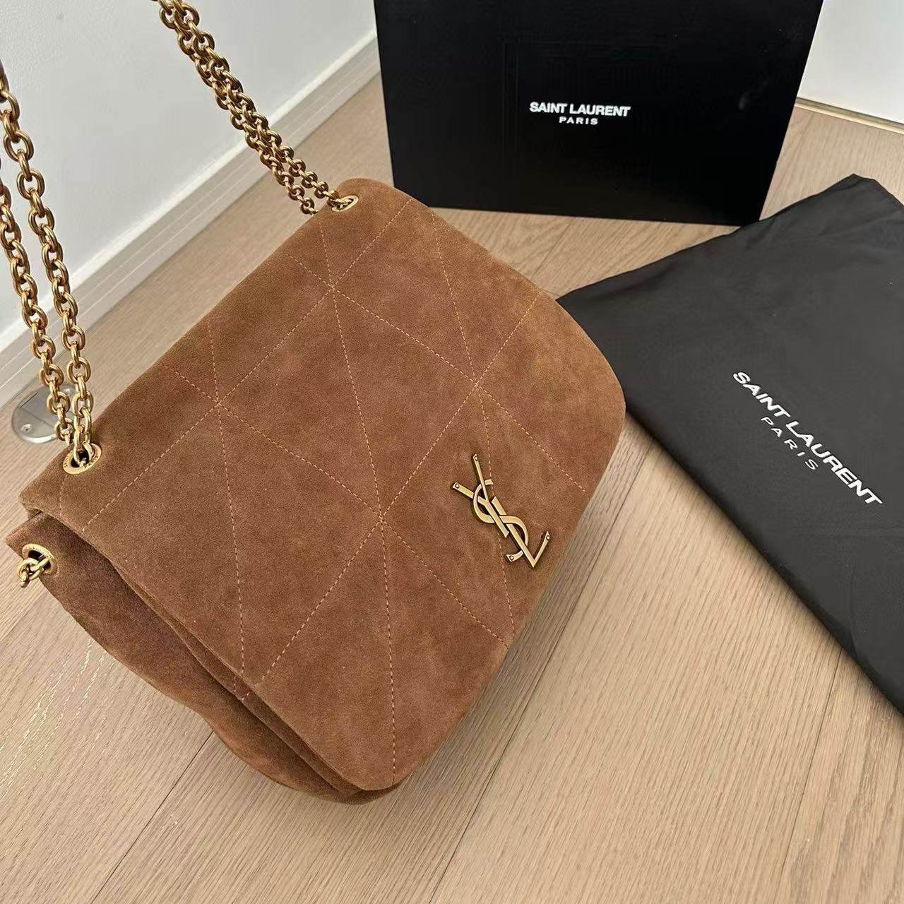 YSL ヌバックレザー チェーン 脇下バッグ【50％割引+送料無料】