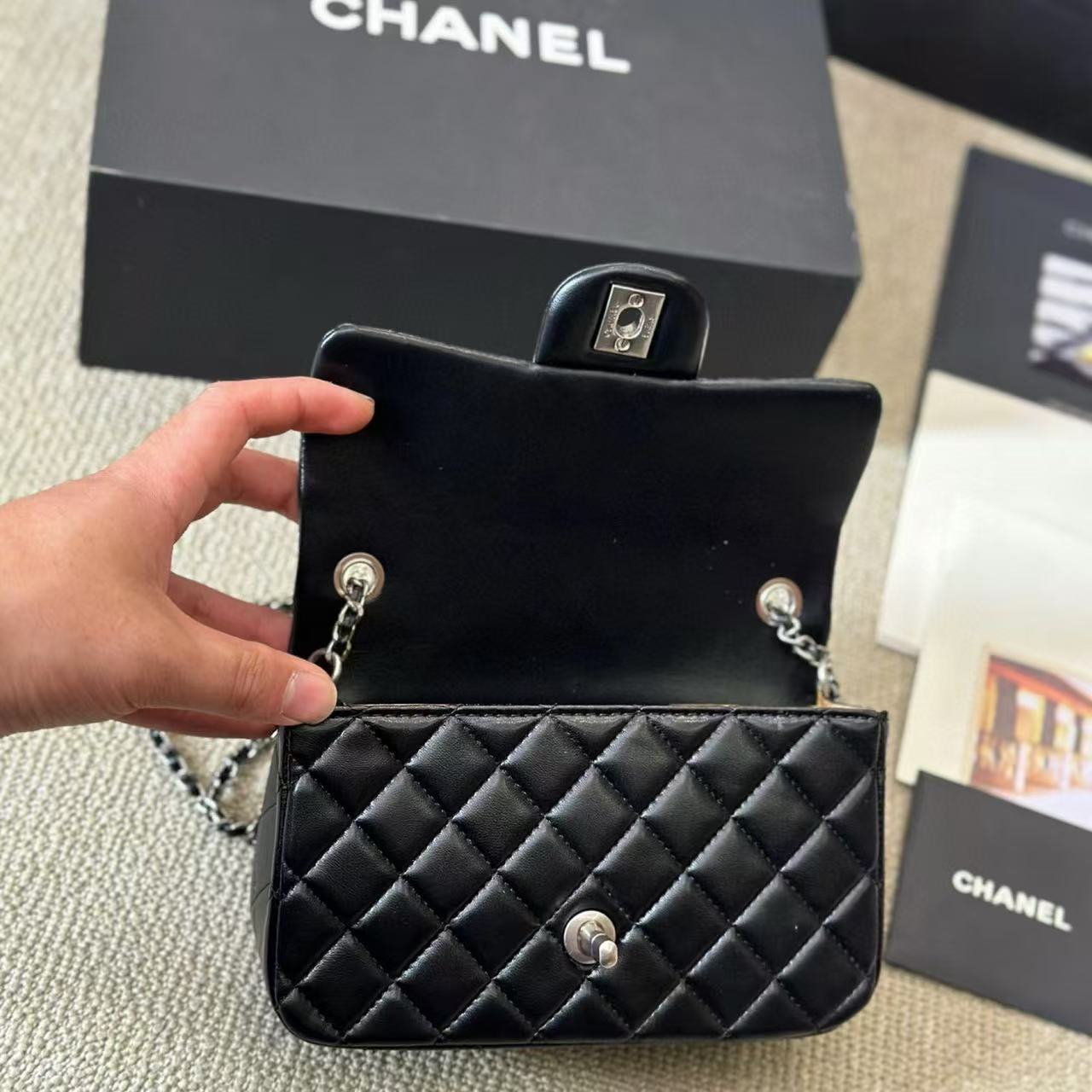 CHANE1 シープスキン シルバーボール ショルダー クロスボディバッグ【50％割引+送料無料】