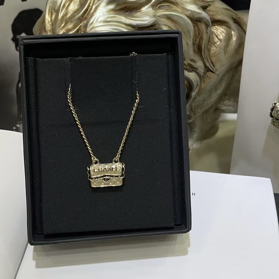 CHANE1 カーブエッジバッグタイプネックレス【50％割引+送料無料】