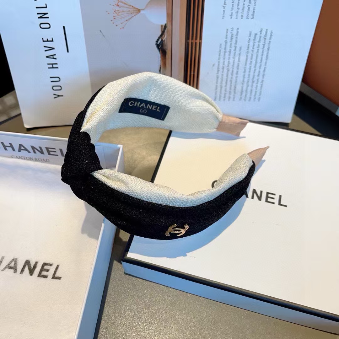 CHANE1 ダブル C ロゴつば広ヘッドバンド【50％割引+送料無料】