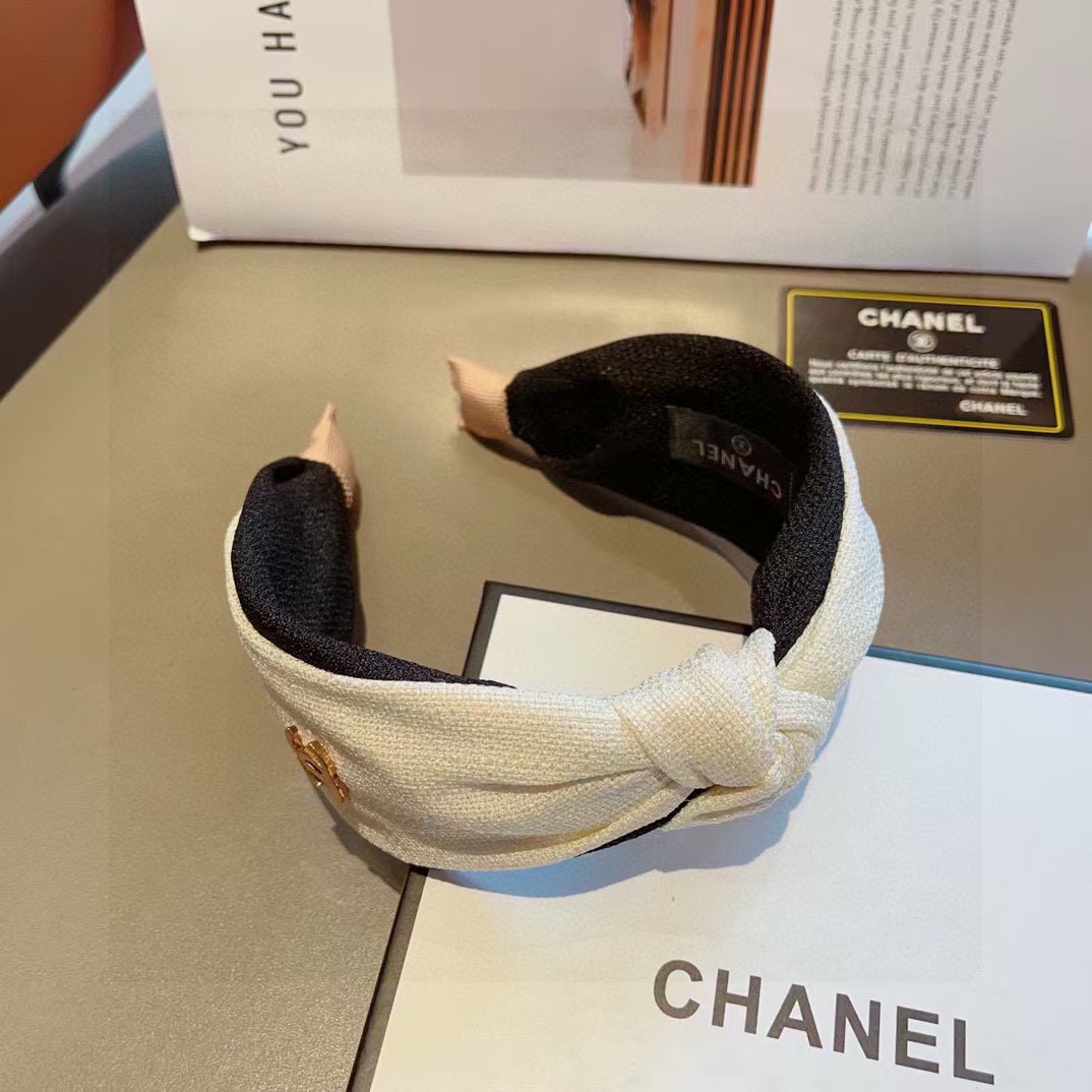 CHANE1 ダブル C ロゴつば広ヘッドバンド【50％割引+送料無料】