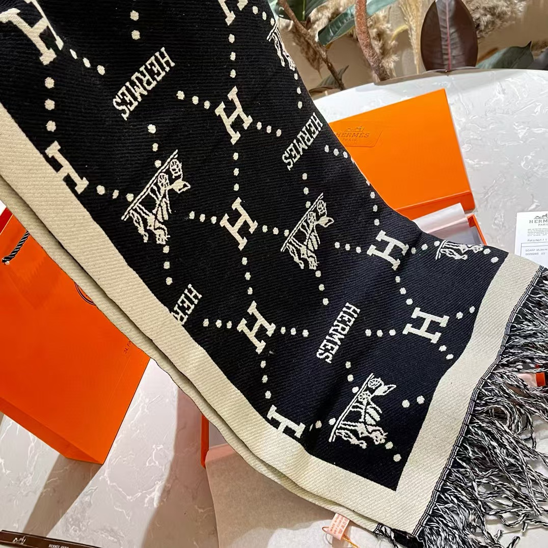 HEMRE5 クラシック フリンジ付きカシミヤ スカーフ【50％割引+送料無料】