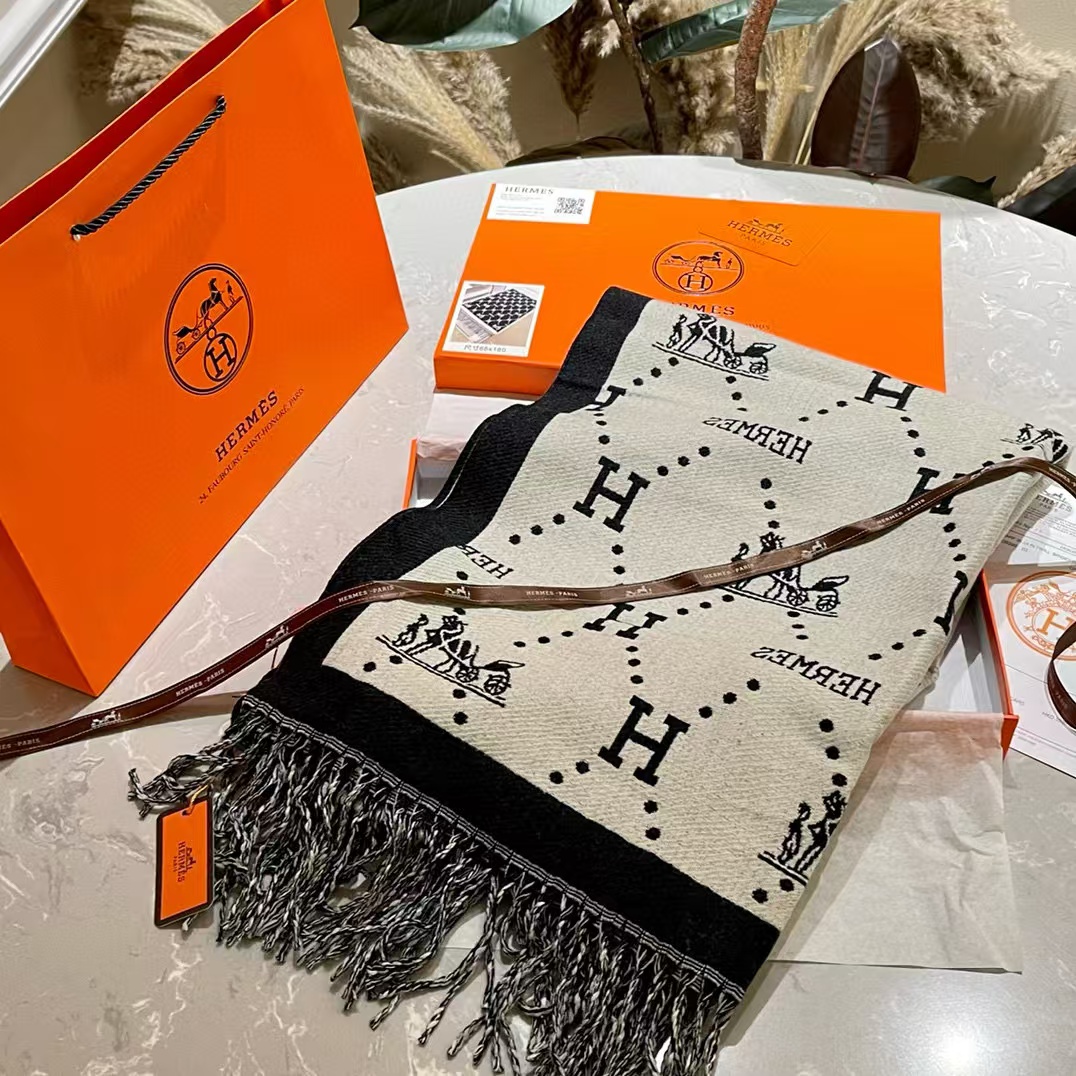 HEMRE5 クラシック フリンジ付きカシミヤ スカーフ【50％割引+送料無料】