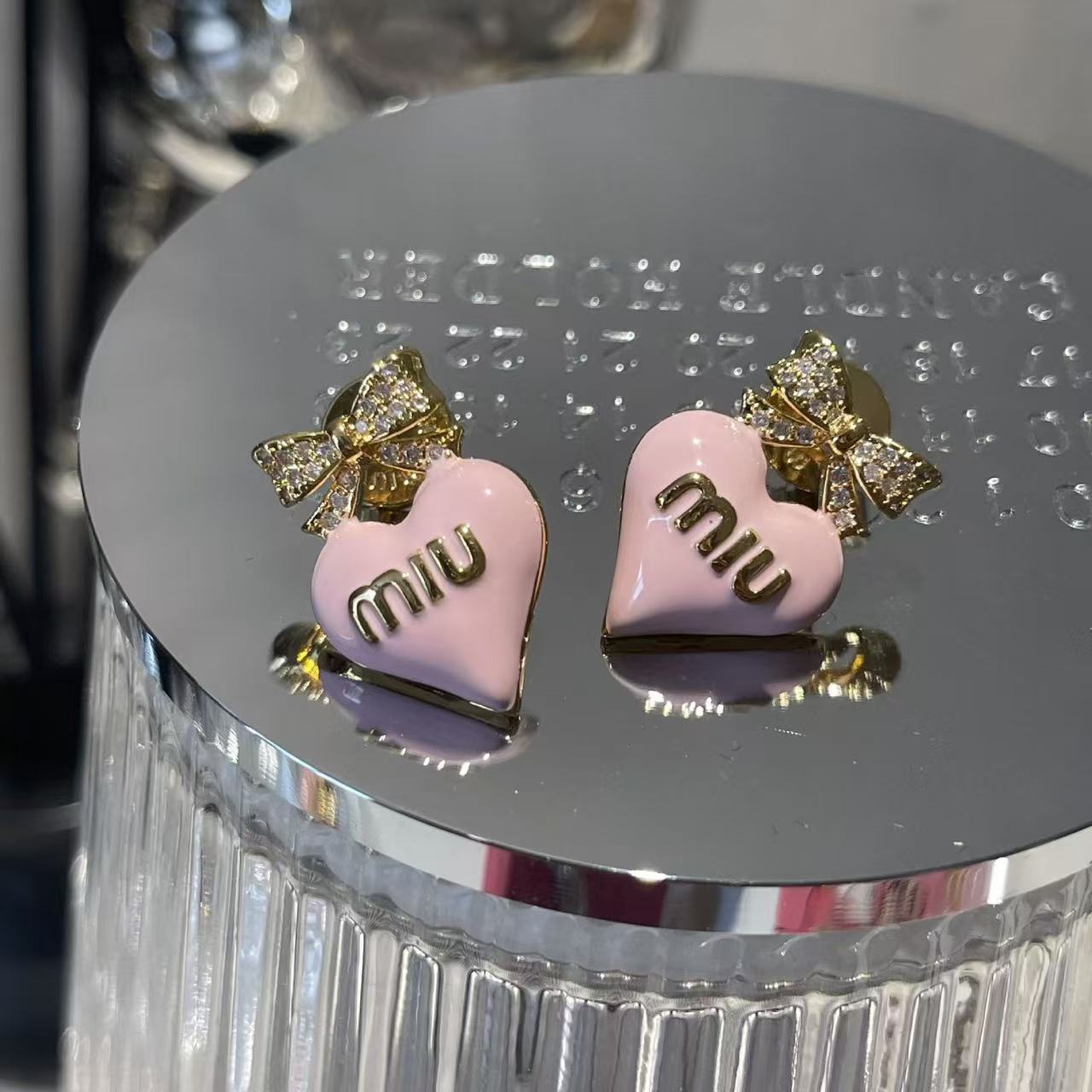 M1UM1U ハートボウピアス【50％割引+送料無料】