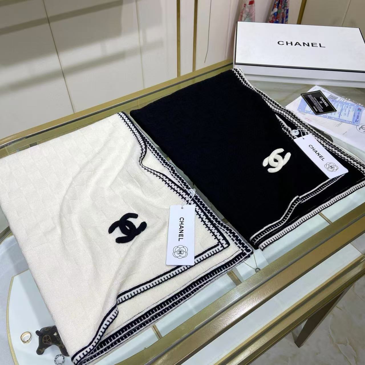 CHANE1 チェッカーボード ウール ショール【50％割引+送料無料】