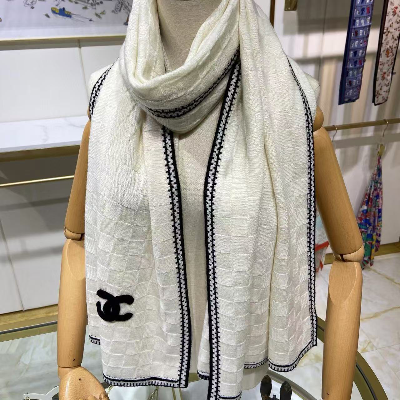 CHANE1 チェッカーボード ウール ショール【50％割引+送料無料】