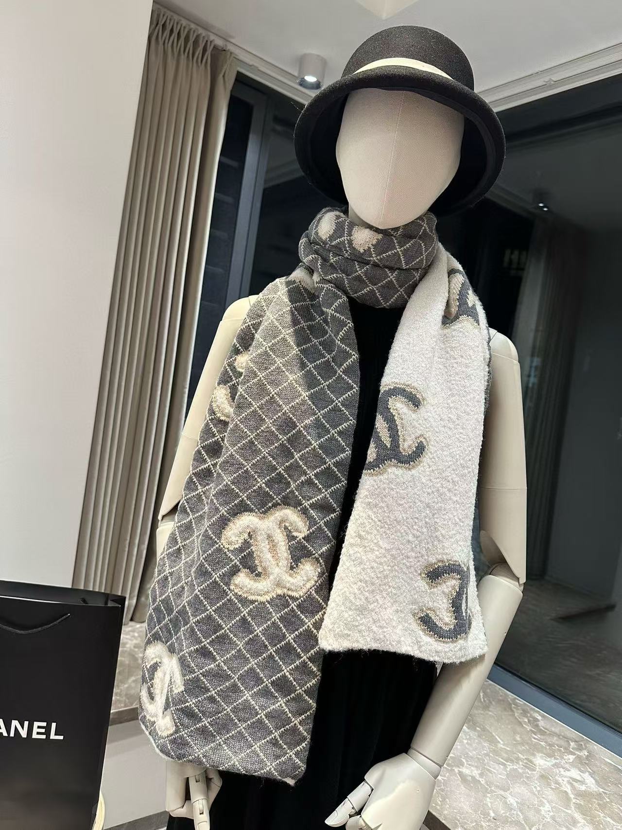 CHANE1 刺繍チェック柄ショール【50%割引+送料無料】