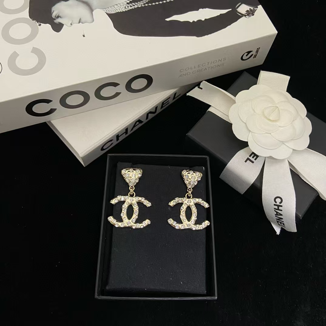 CHANE1 ダブルC ピーチハート ピアス【50％割引+送料無料】