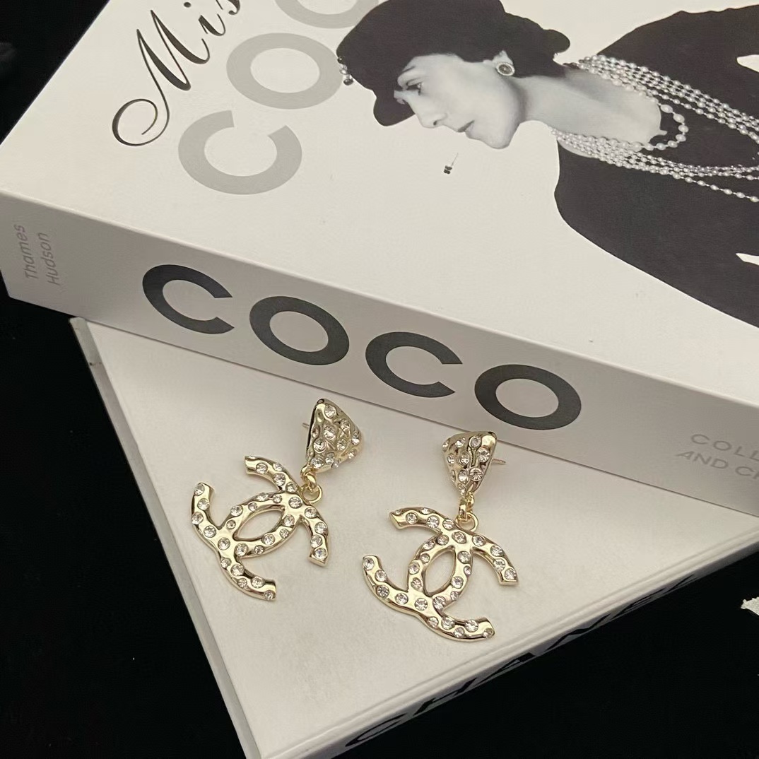 CHANE1 ダブルC ピーチハート ピアス【50％割引+送料無料】