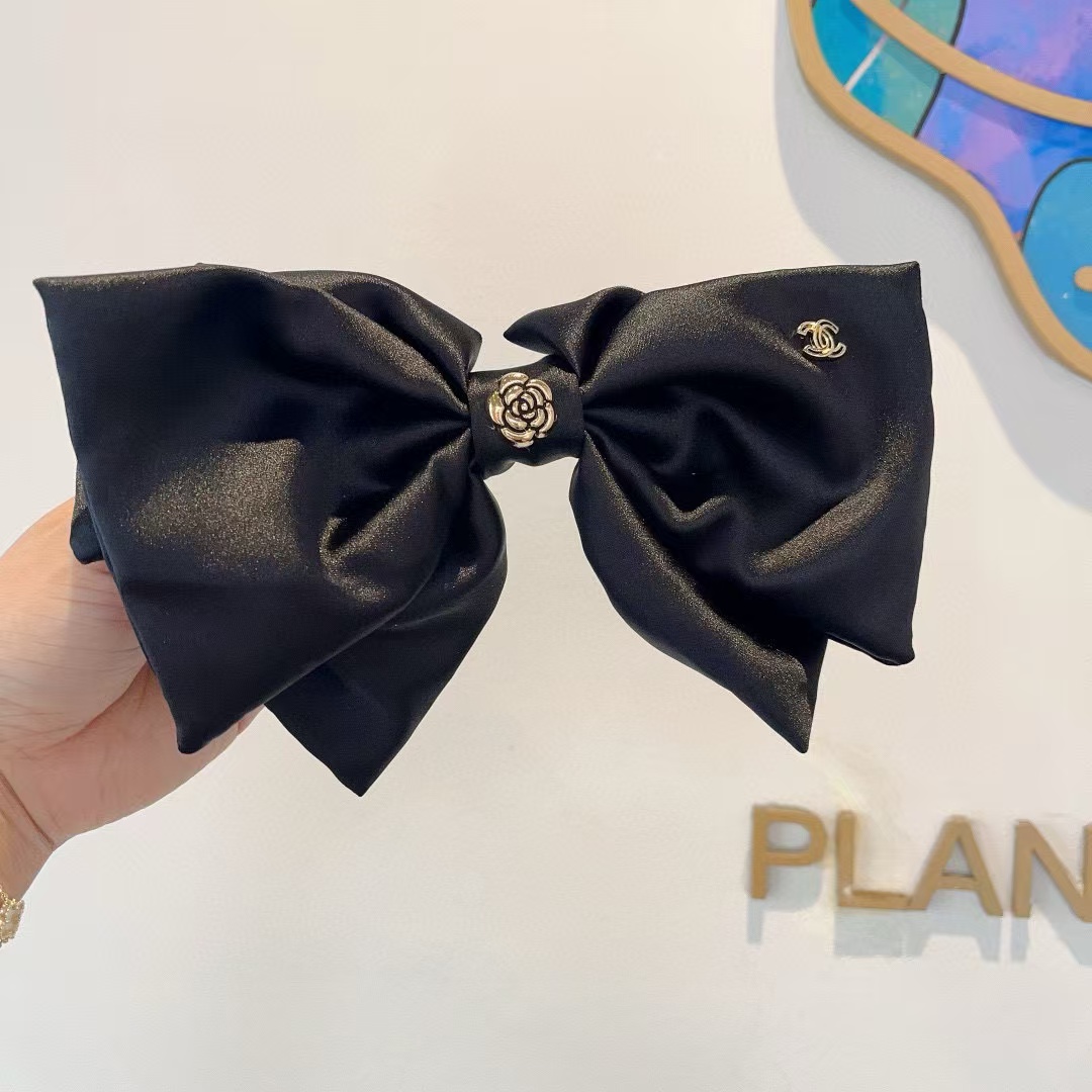 CHANE1 カメリア ヘアクリップ【50％割引+送料無料】