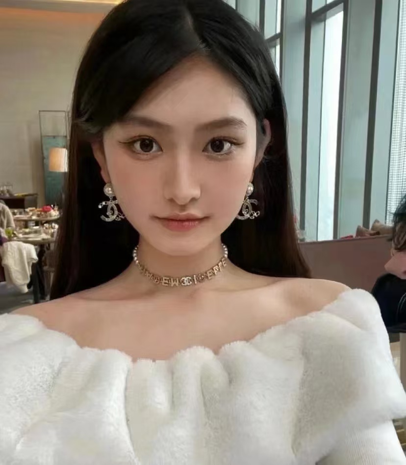 CHANE1レターパールネックレス【50％割引+送料無料】