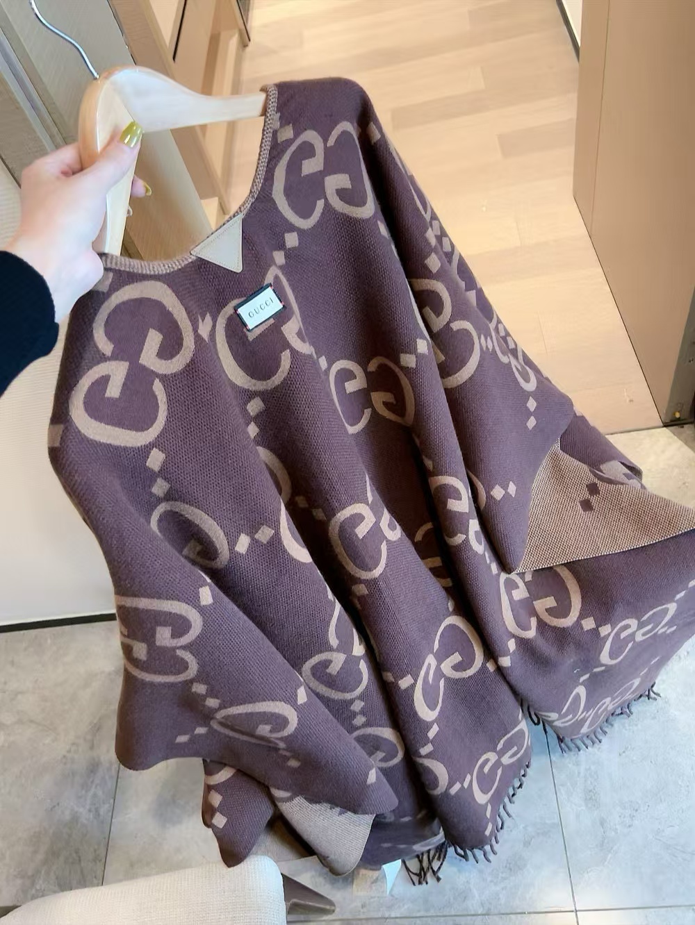 GUCC1 カシミヤタッセルショール【50％割引+送料無料】