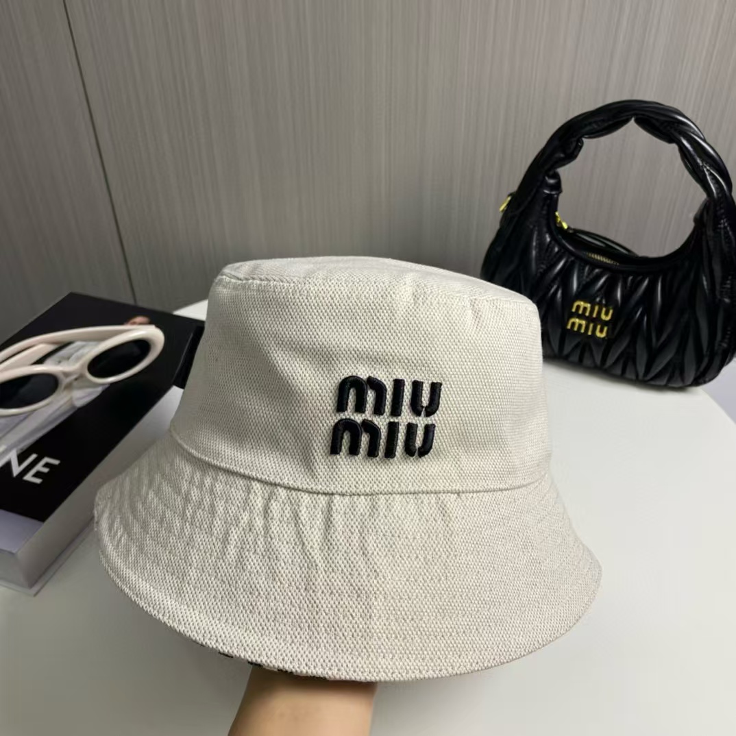 M1UM1Uレターバケットハット【50％割引+送料無料】