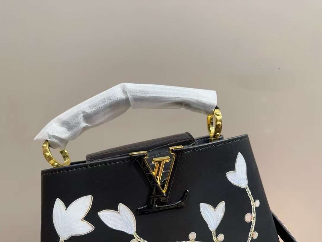 LV Capucines ハンドバッグ【50％割引+送料無料】