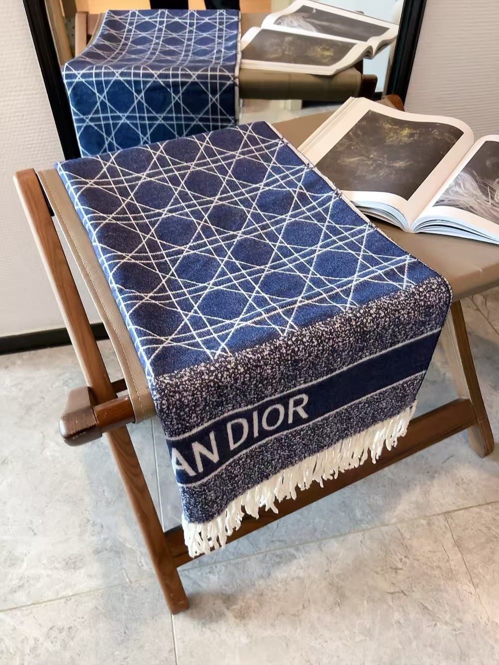 DI0R チェック柄ウール フリンジ付きスカーフ【50％割引+送料無料】