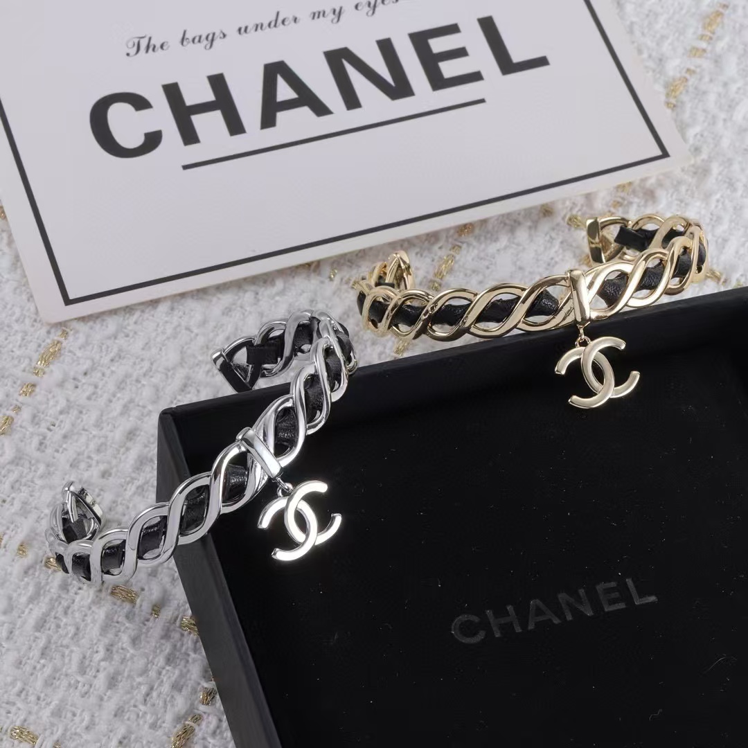 CHANE1 ダブルCロゴ レザーブレスレット【50％割引+送料無料】