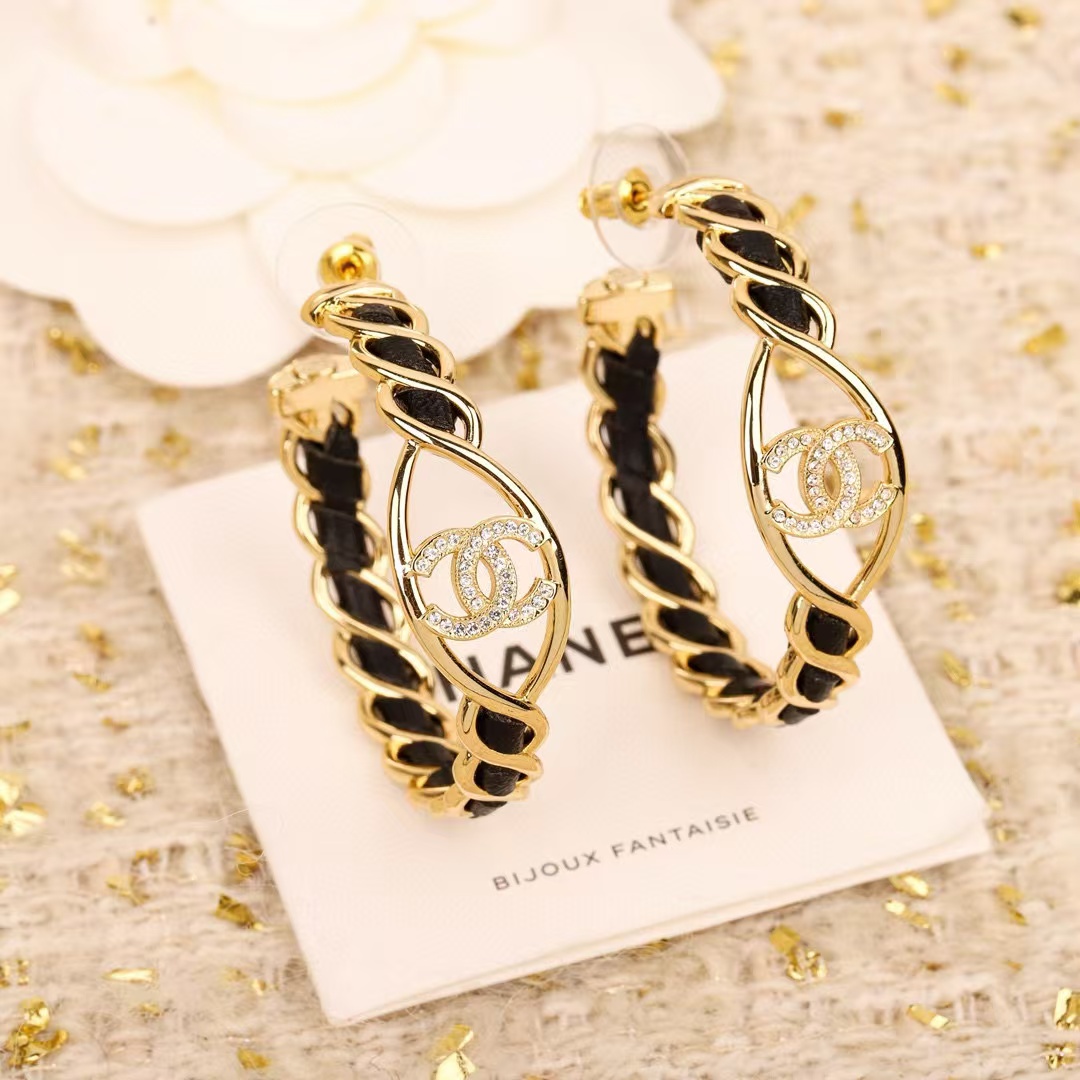 CHANE1 ラウンド レザー ダブル C イヤリング【50%割引+送料無料】